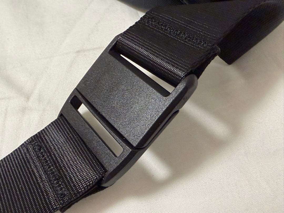 【新品未使用】RE:FORM XB:01 CROSSBODY 3L