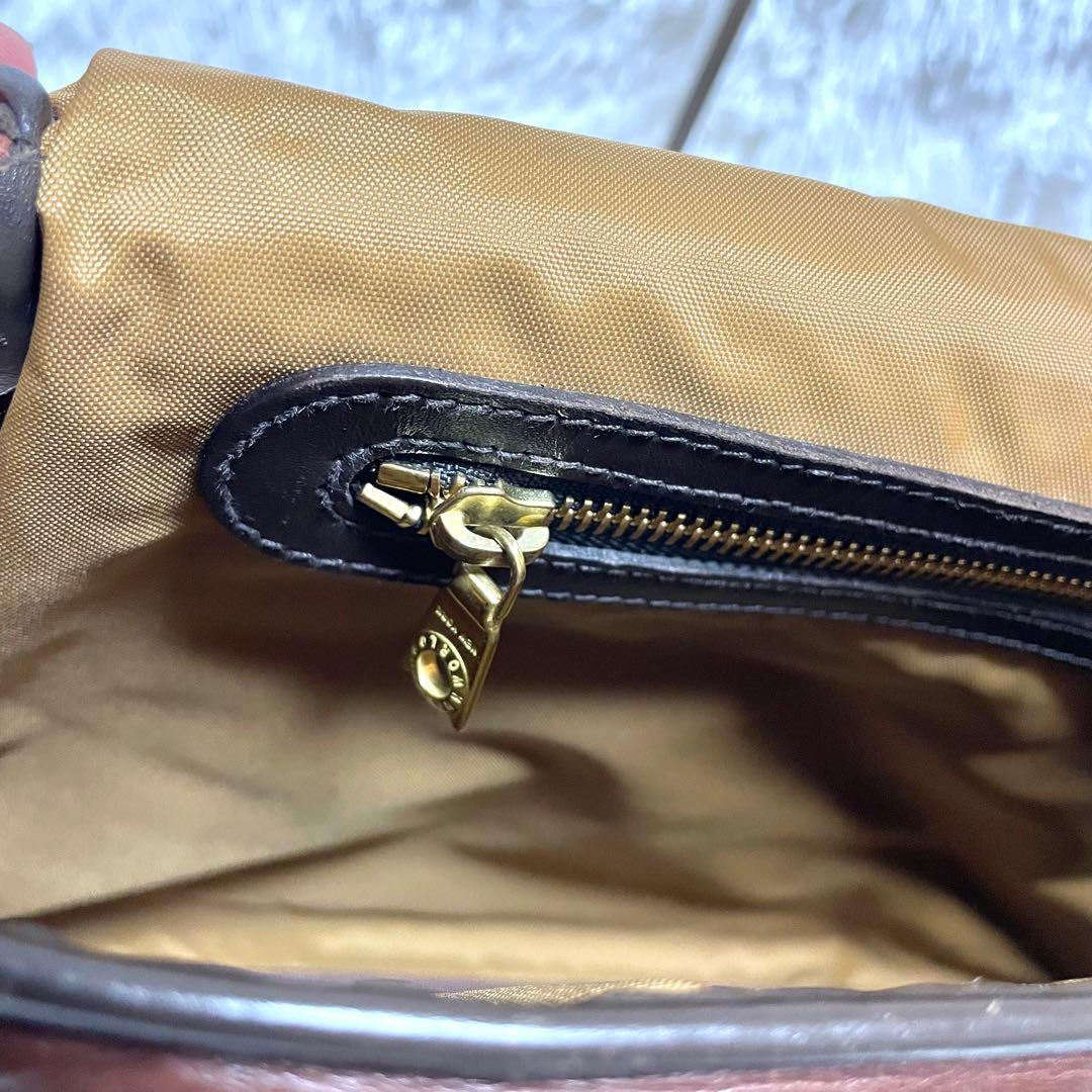 【極美品】ハンティングワールド バチューレザー メッセンジャーバッグ