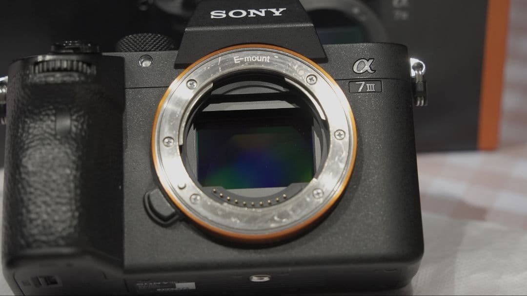 SONY α7 III ミラーレス一眼 本体　クイックリリースプレート付き
