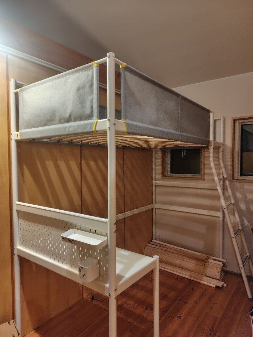 IKEA VITVAL ロフトベッド（デスク付）★お値段相談します