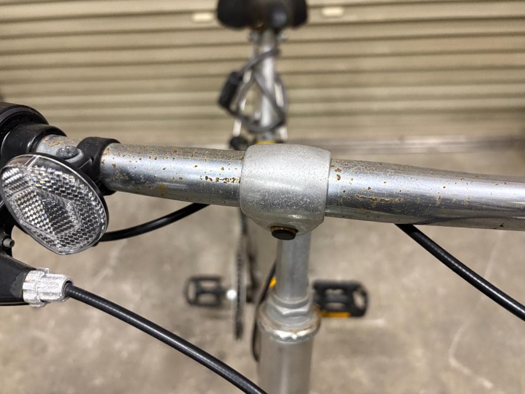 廃盤 無印良品 クロスバイク 700×38C アルミ シマノ6段 シルバー