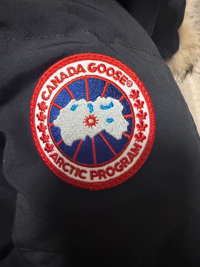 【あやちゃん】値下げ中！【美品】カナダグース マッケンジー ブラック