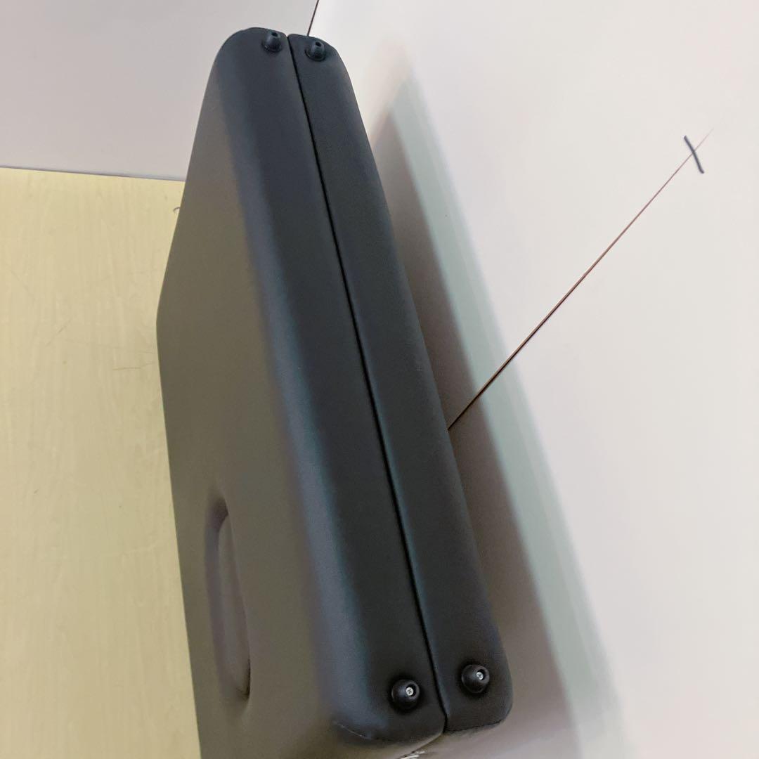 SEVEN BEAUTY 折りたたみ　エステベッド　マッサージベッド　ベッド