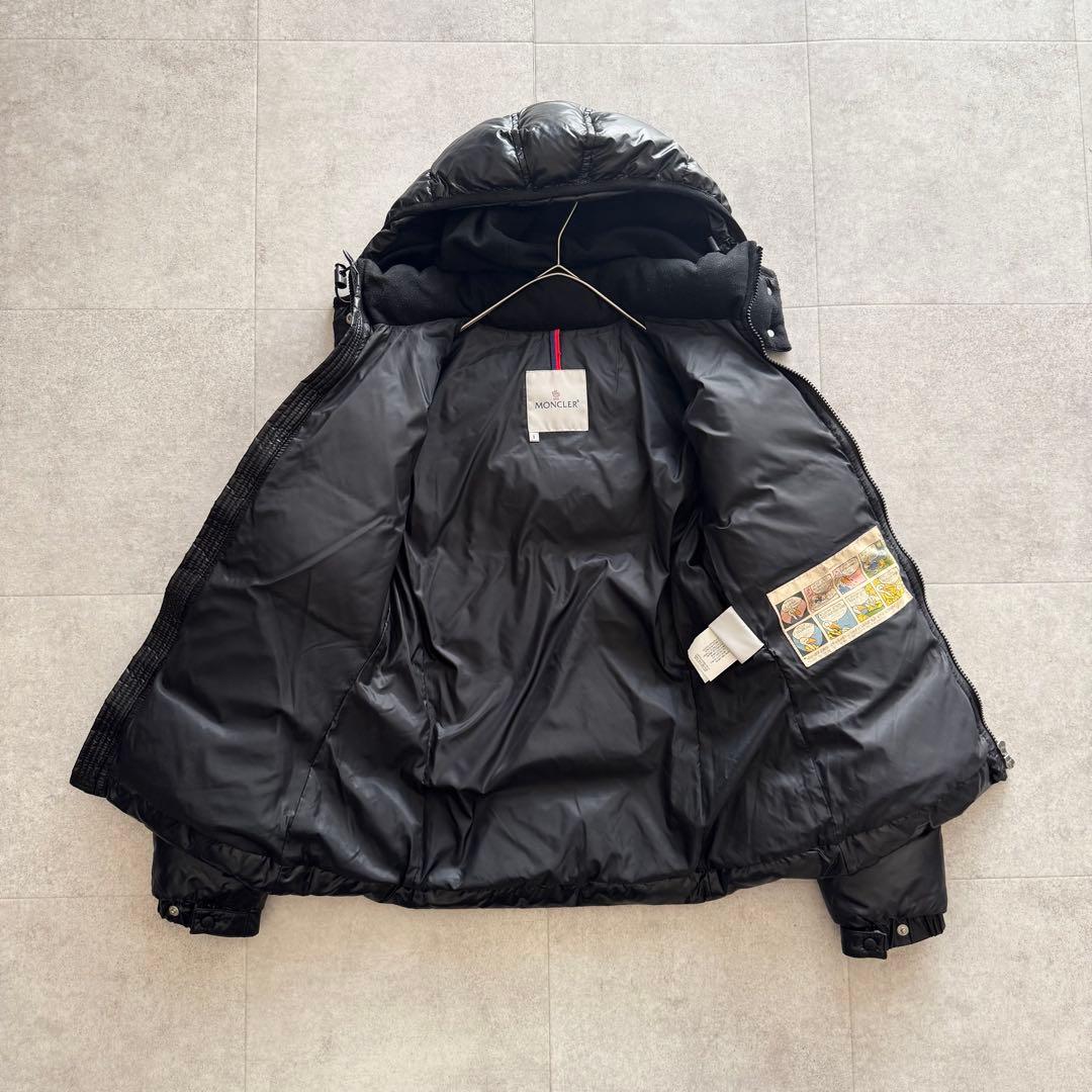 モンクレール　BADIA　ダウンジャケット　黒　シャイニーブラック　フード　1