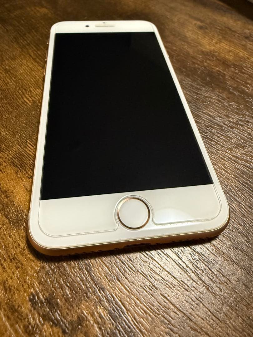 【zu_san様】iPhone8 64GB ゴールド