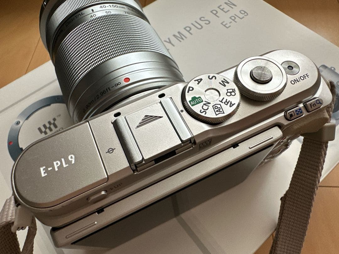 OLYMPUS PEN E-PL9 ダブルズームキット