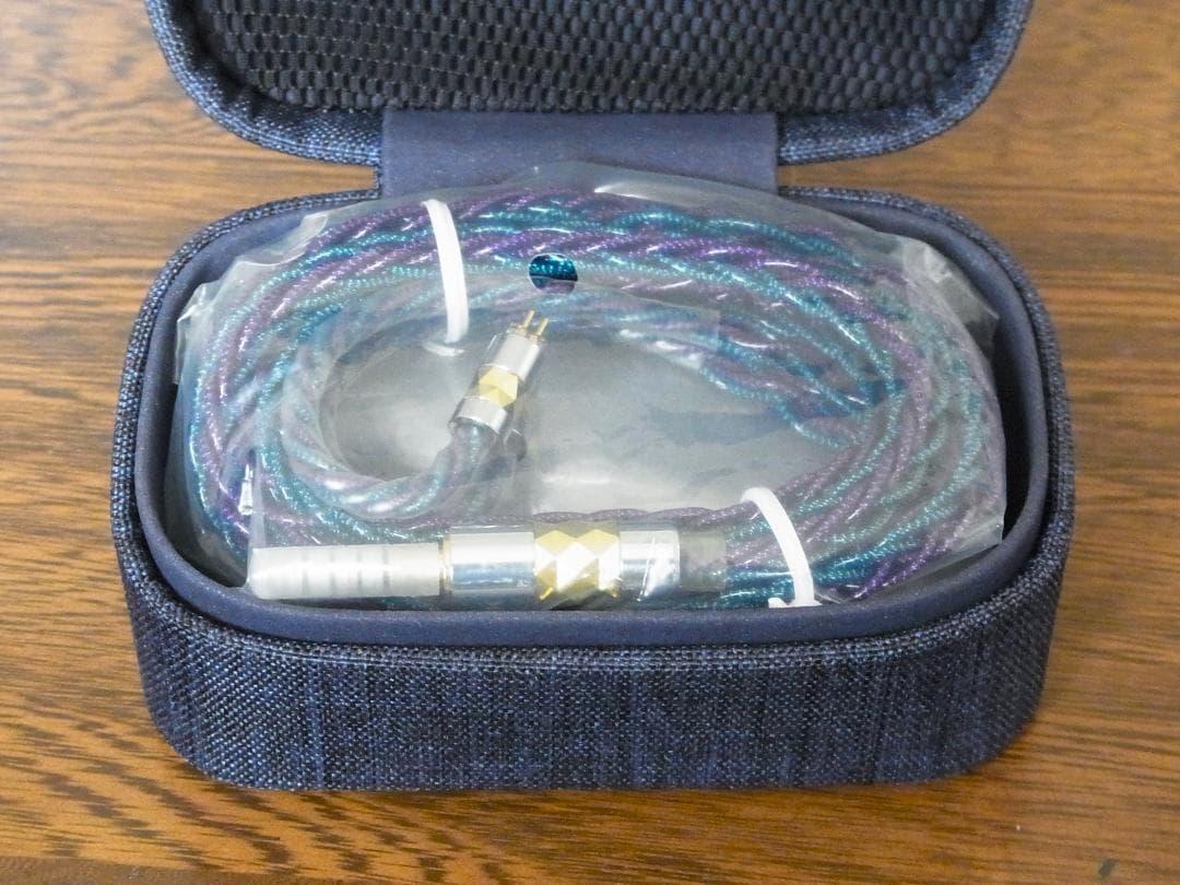 高音質 NiceHCK DualGod 2Pin 4.4mm【未使用、おまけ付】