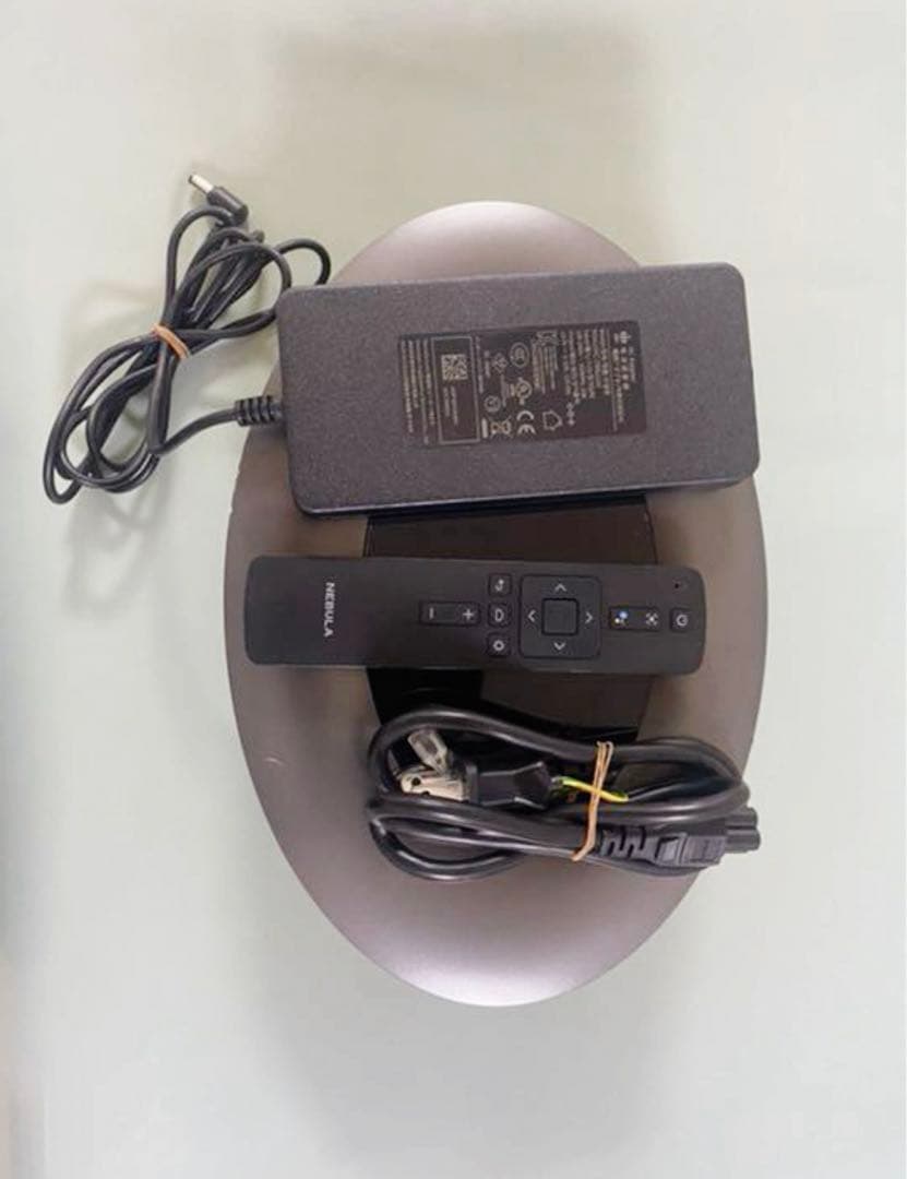 Anker Nebula Cosmons プロジェクター　訳あり