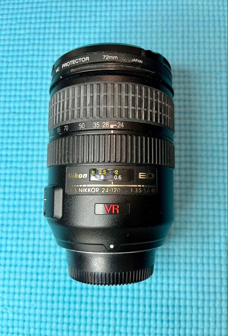 Nikon Nikkor 24-120mm VR レンズ
