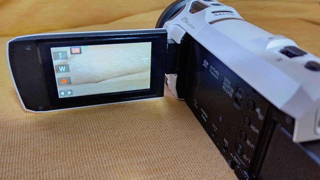 ほぼ未使用 Panasonic 4Kビデオカメラ 25倍ズームHC-VX990M