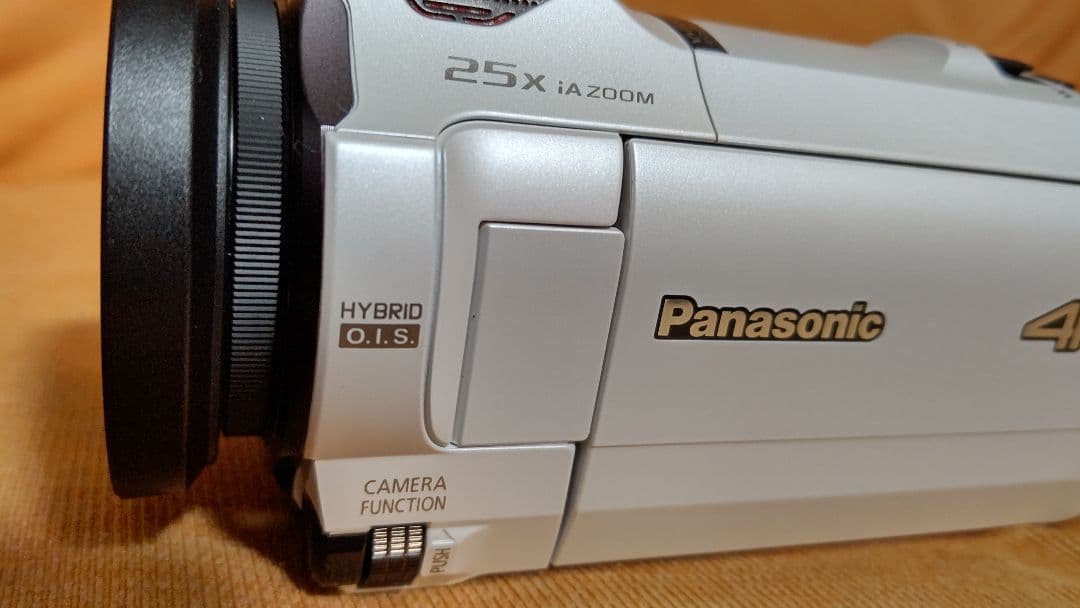 ほぼ未使用 Panasonic 4Kビデオカメラ 25倍ズームHC-VX990M