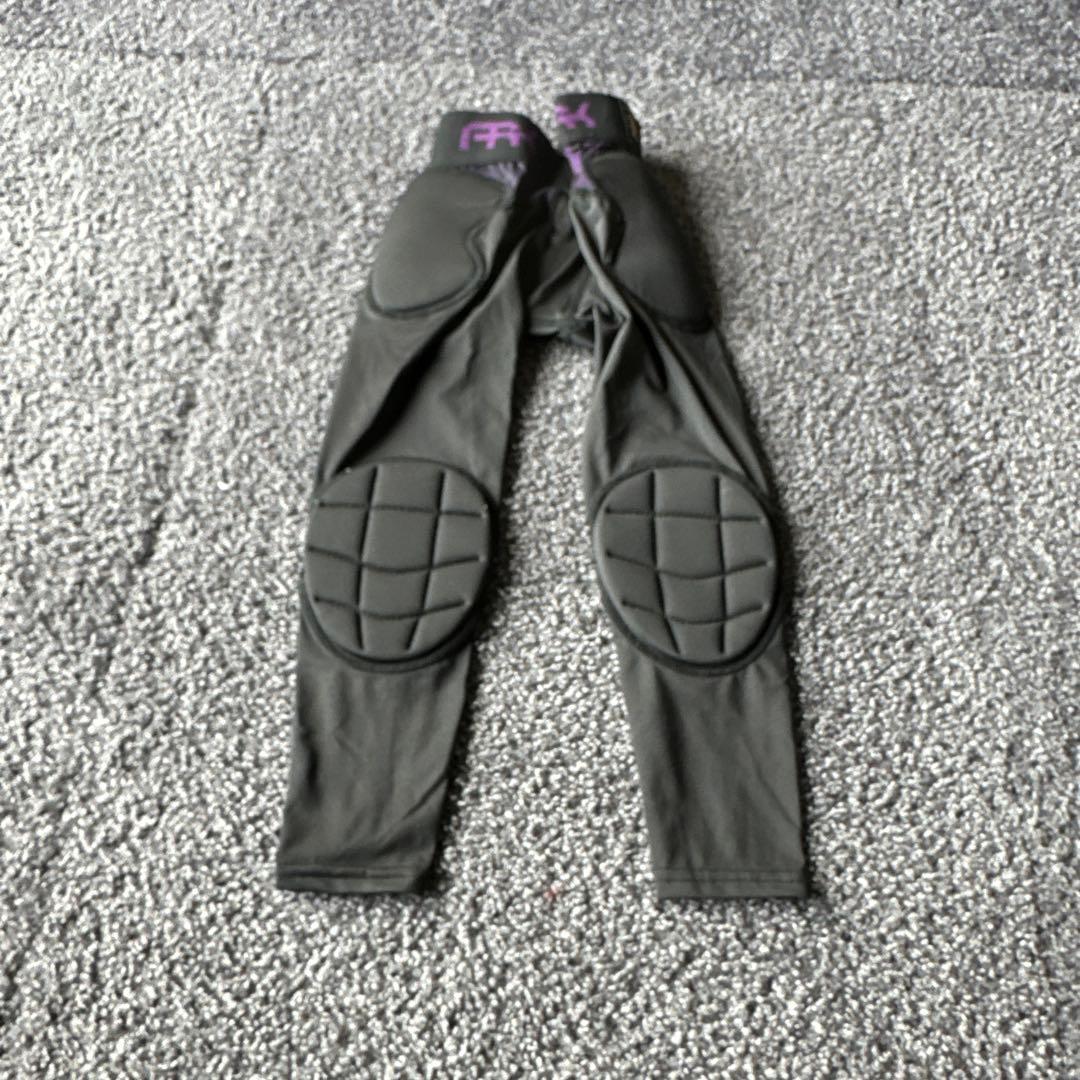 バートン　キッズ　スノーボードウェア　4点セット　プロテクター　グローブ