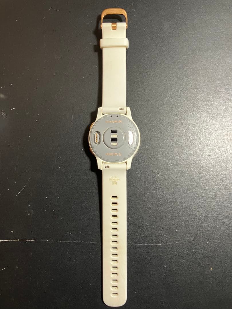 GARMIN Vivoactive 4S　スマートウォッチ　充電器付き(互換品)