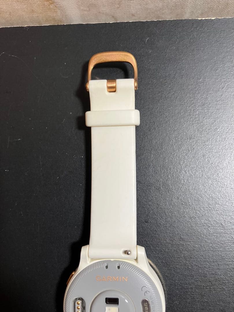 GARMIN Vivoactive 4S　スマートウォッチ　充電器付き(互換品)