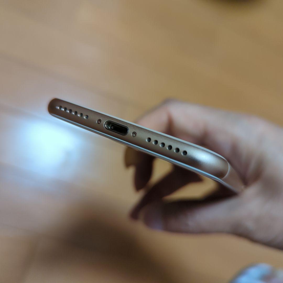 【相談中】Apple iPhone 8 64GB ゴールド 88%　おまけ付き