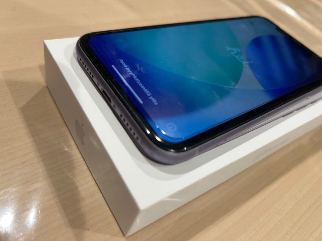 Apple iPhone 11 ラベンダー 本体