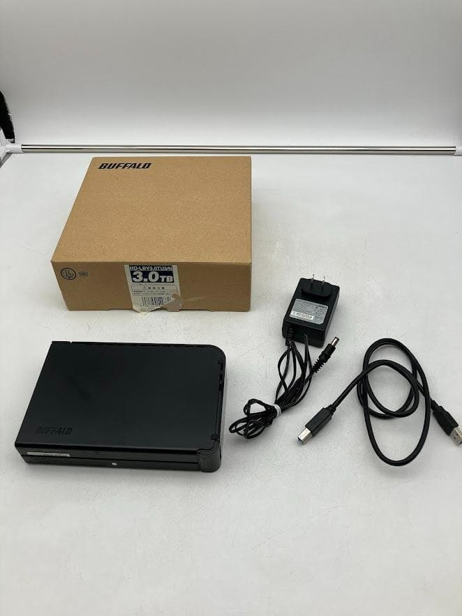 バッファロー　3.0対応　外付けハードディスク　（HD-LBV.30TU3/N）