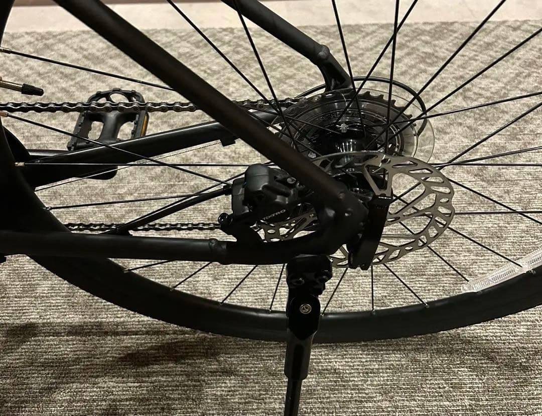 極美品 GIANT／Escape R Disc 2026年モデル S ブラック