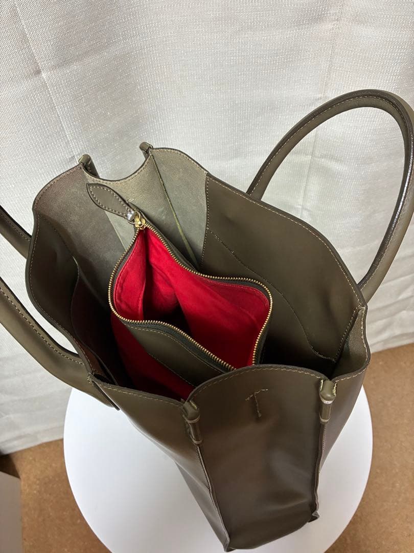 ボルドリーニ　オリーブグリーン レザートートバッグ