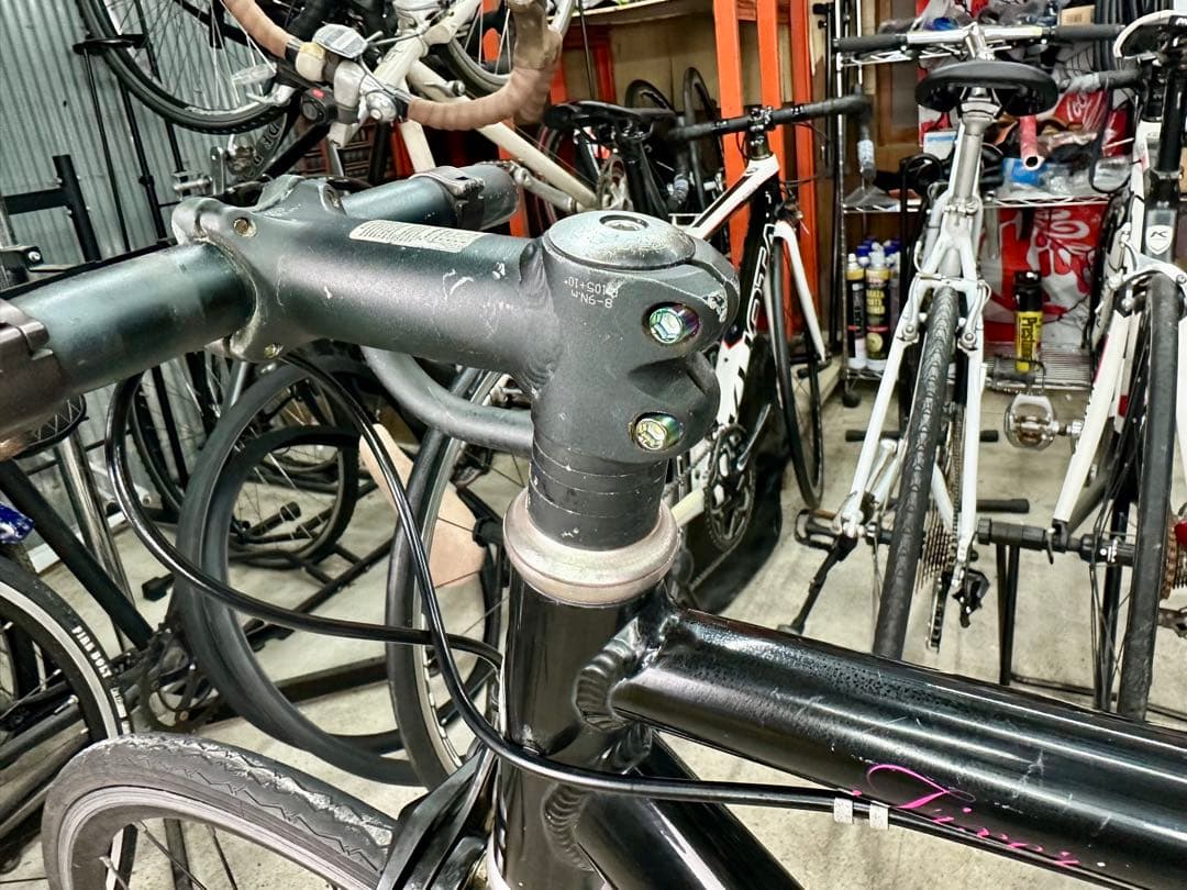 GIANT Fixer ピスト基本分解発送送料無料！完成車配送等ご相談ください！