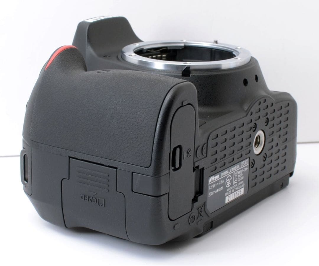 S数約700回！Nikon D5300★AF-Pレンズ★Wi-Fi内蔵