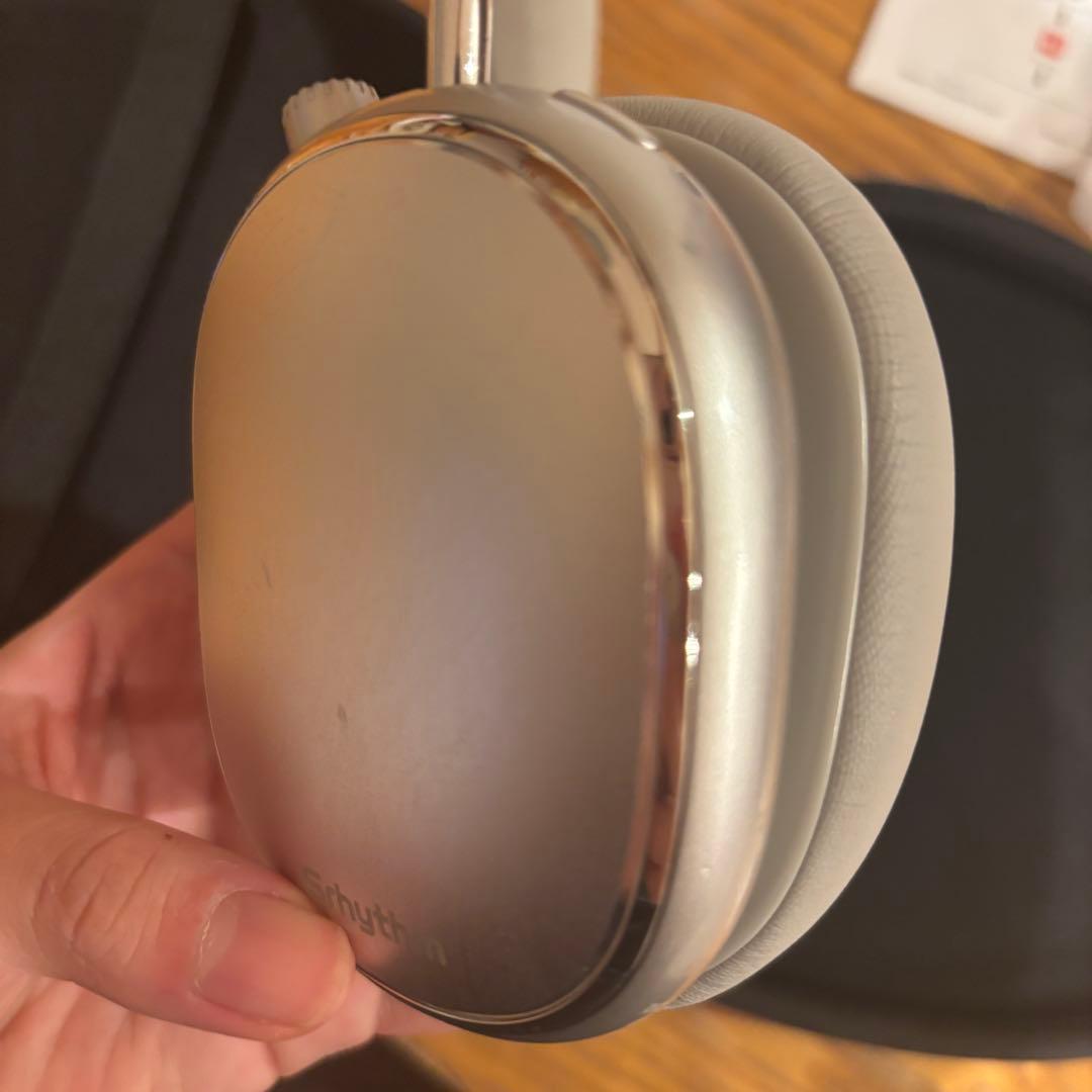 Snythm ワイヤレスヘッドホン シルバー ケース付き