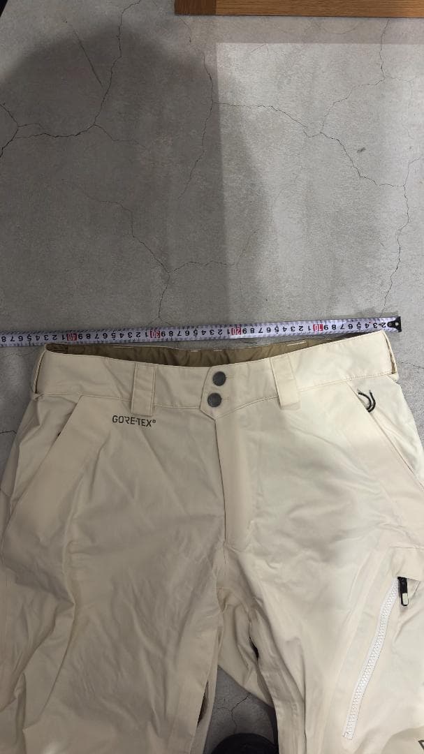 Burton [ak] Swash GORE-TEX 上下セットベージュ値下げ中