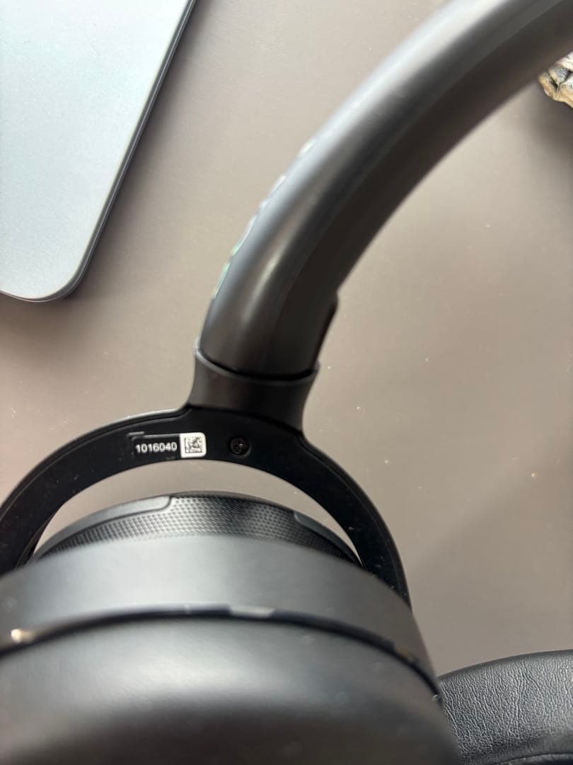 ULT WEAR （WH-ULT900N）ブラック