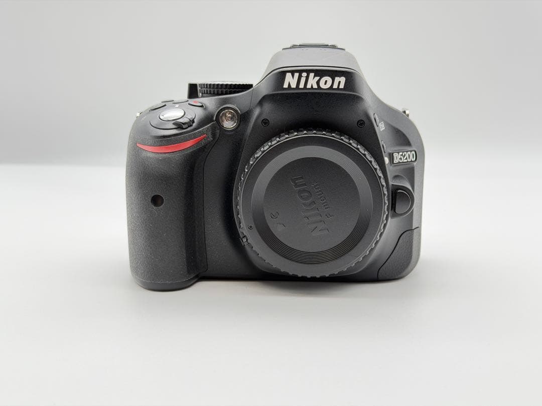 Nikon D5200 ボディ