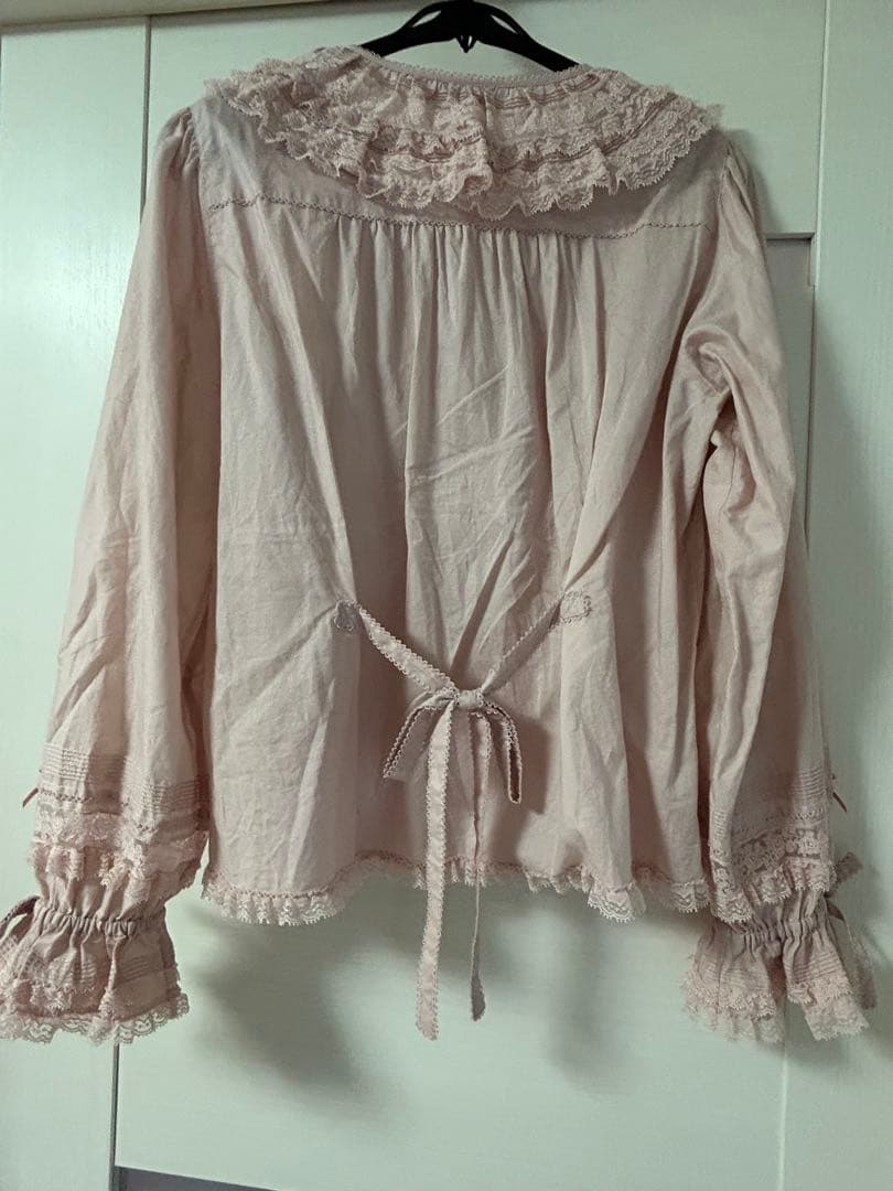 ピンクハウス 豪華なレースのブラウス