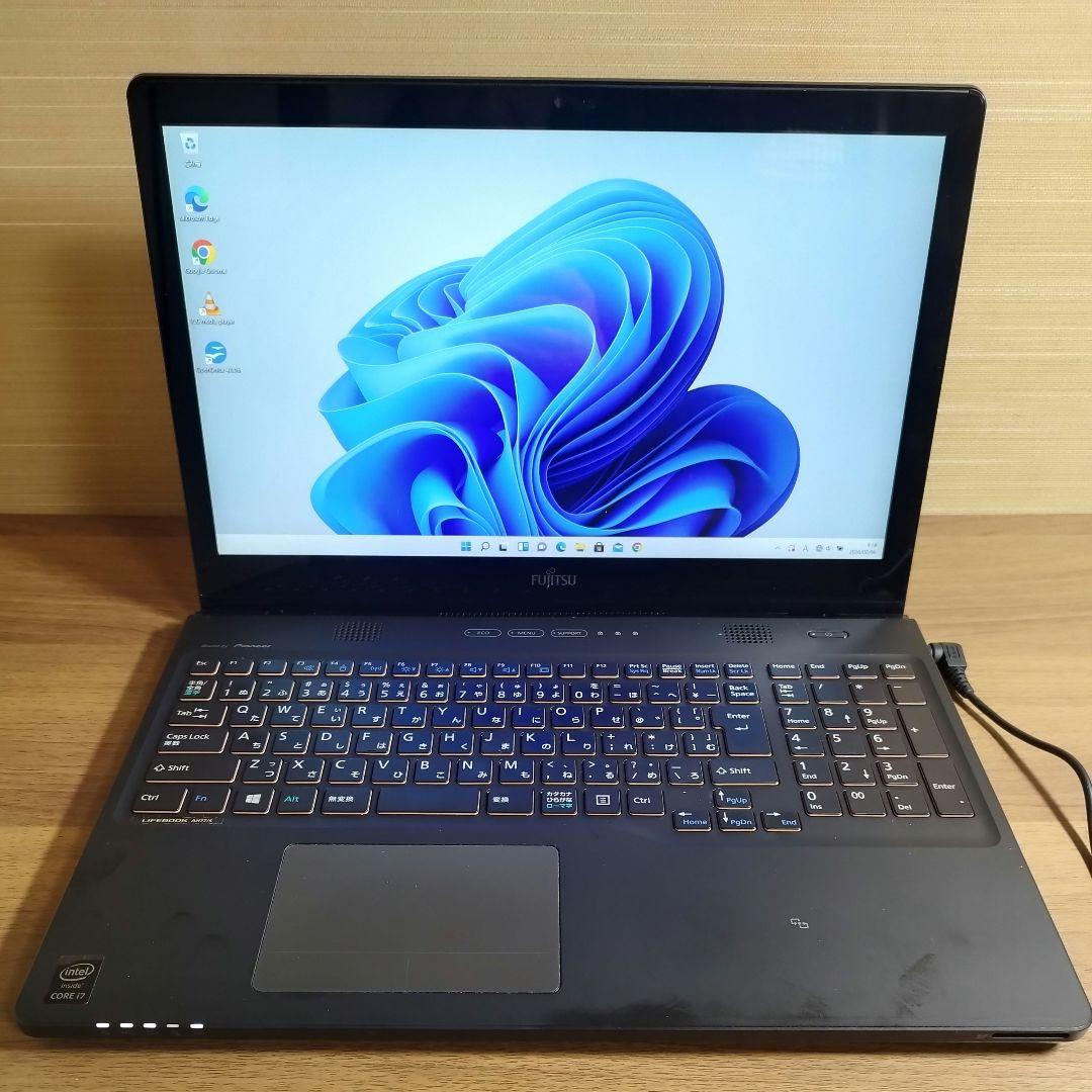 Fujitsu 15.6インチ Windows 11 AH77/S i7