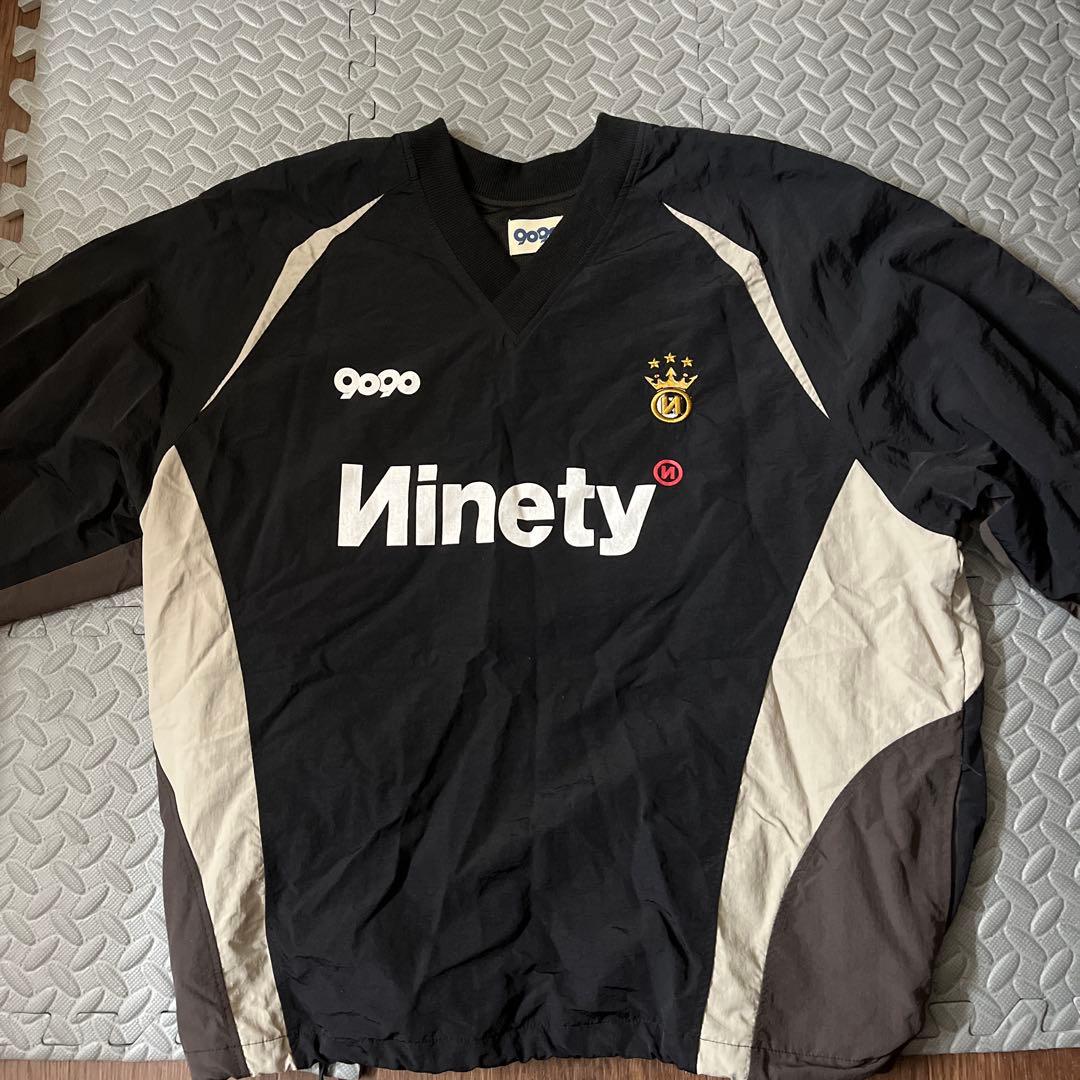 9090 ナイロンジャケット Vネック 黒/ベージュ