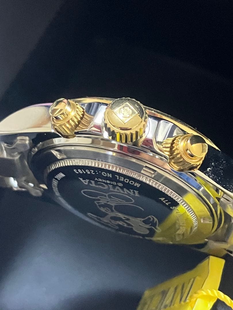 Disney mickey ミッキーマウス　INVICTA　腕時計　ディズニー