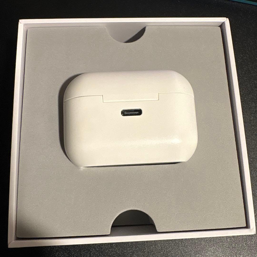 ハート型ピンクワイヤレスイヤホン本体