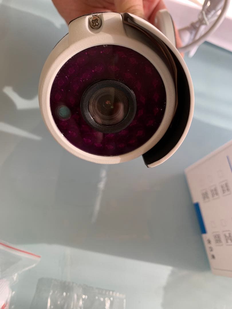 業務用、安定の有線での防犯カメラ　高信頼性4台+受信機　PSE電源アダプター付き