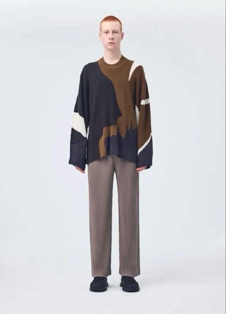 【新品未使用】イッセイミヤケオムプリッセ　ニット　ブラウン