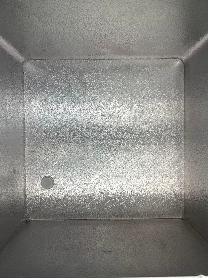 『引き取り限定』神戸市西区Haier 冷凍庫　ホワイト　145L