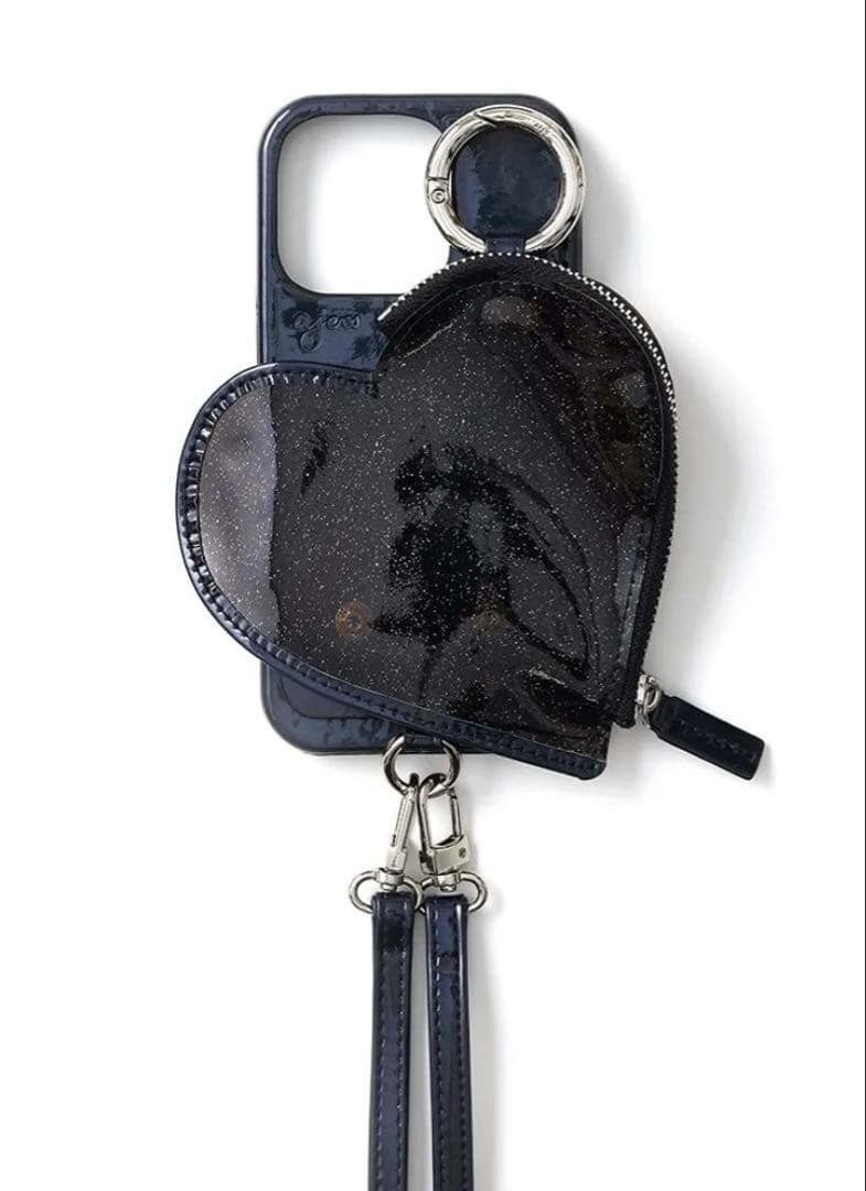 ajew iPhone16pro 試し装着のみ pvc