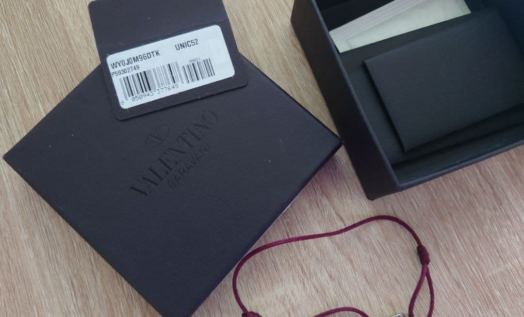 【値下げ交渉OK】VALENTINO ヴァレンティノ Vロゴ ブレスレット