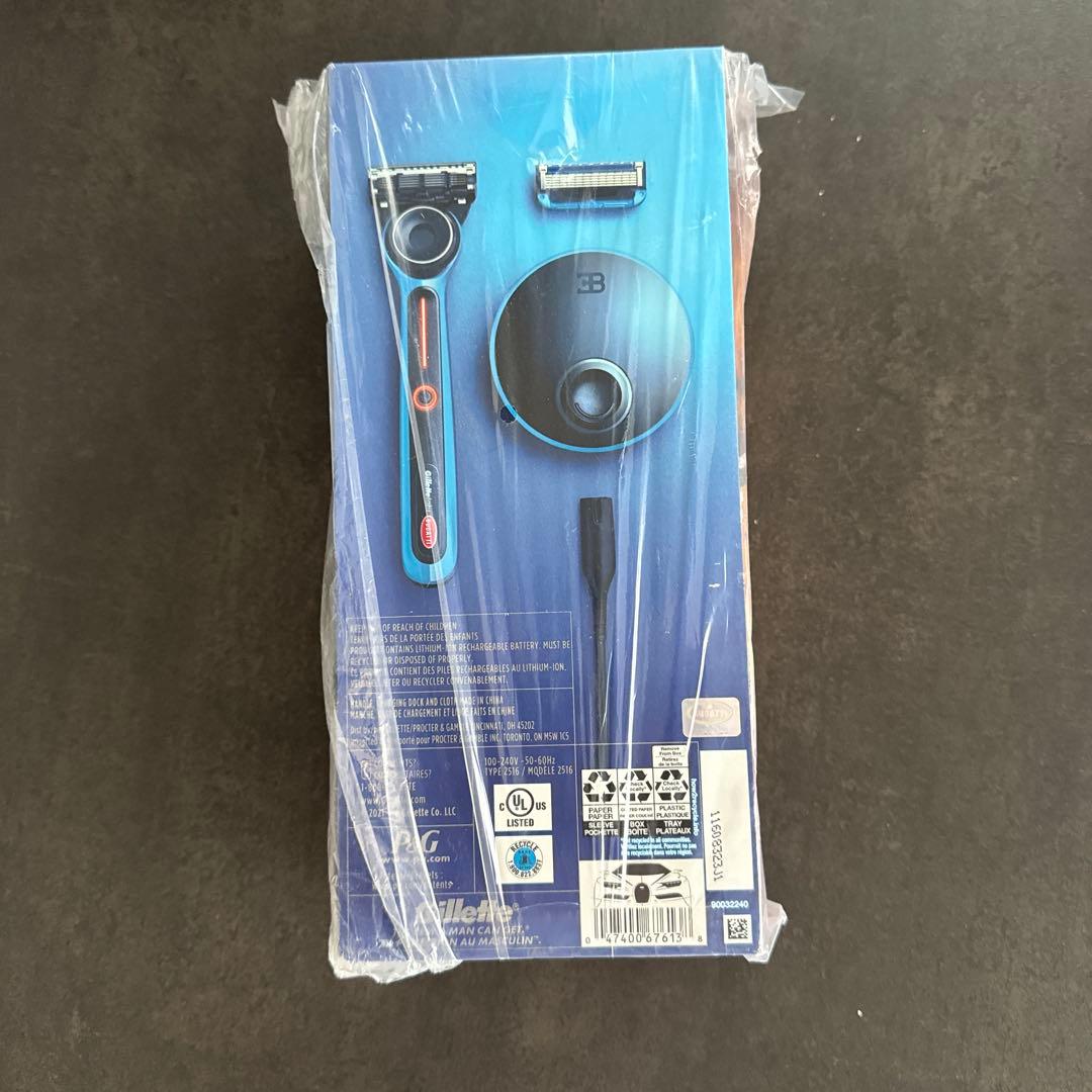 Gillette Labsブガッティ　スペシャルエディション　ヒーテッドレーザー
