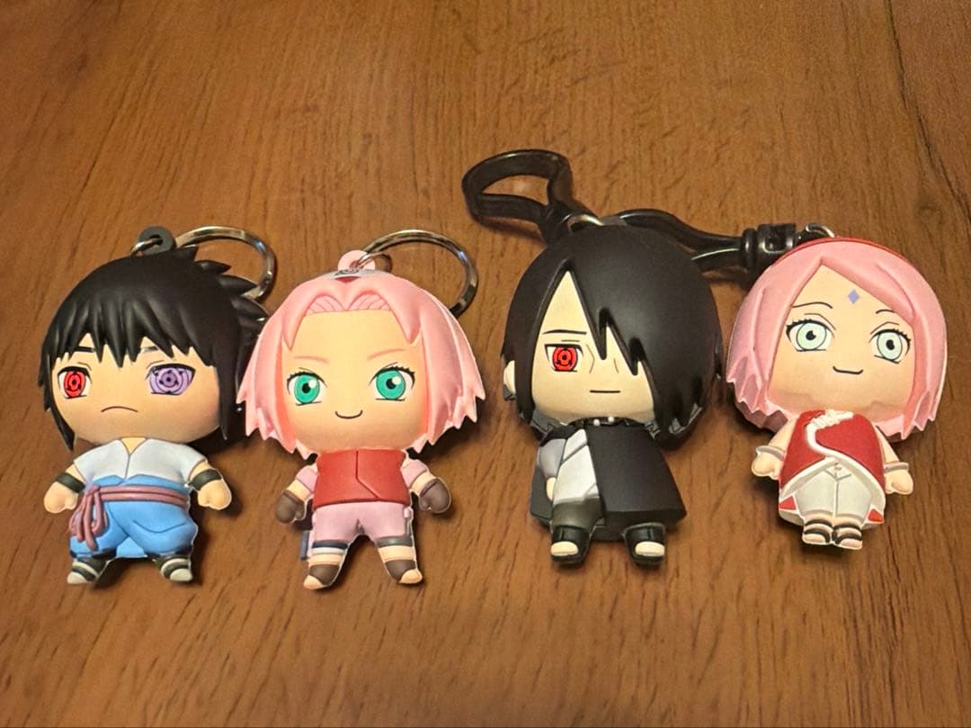 NARUTO-BORUTO- 北米　フィギュアキーチェーン　サスケ　サクラ
