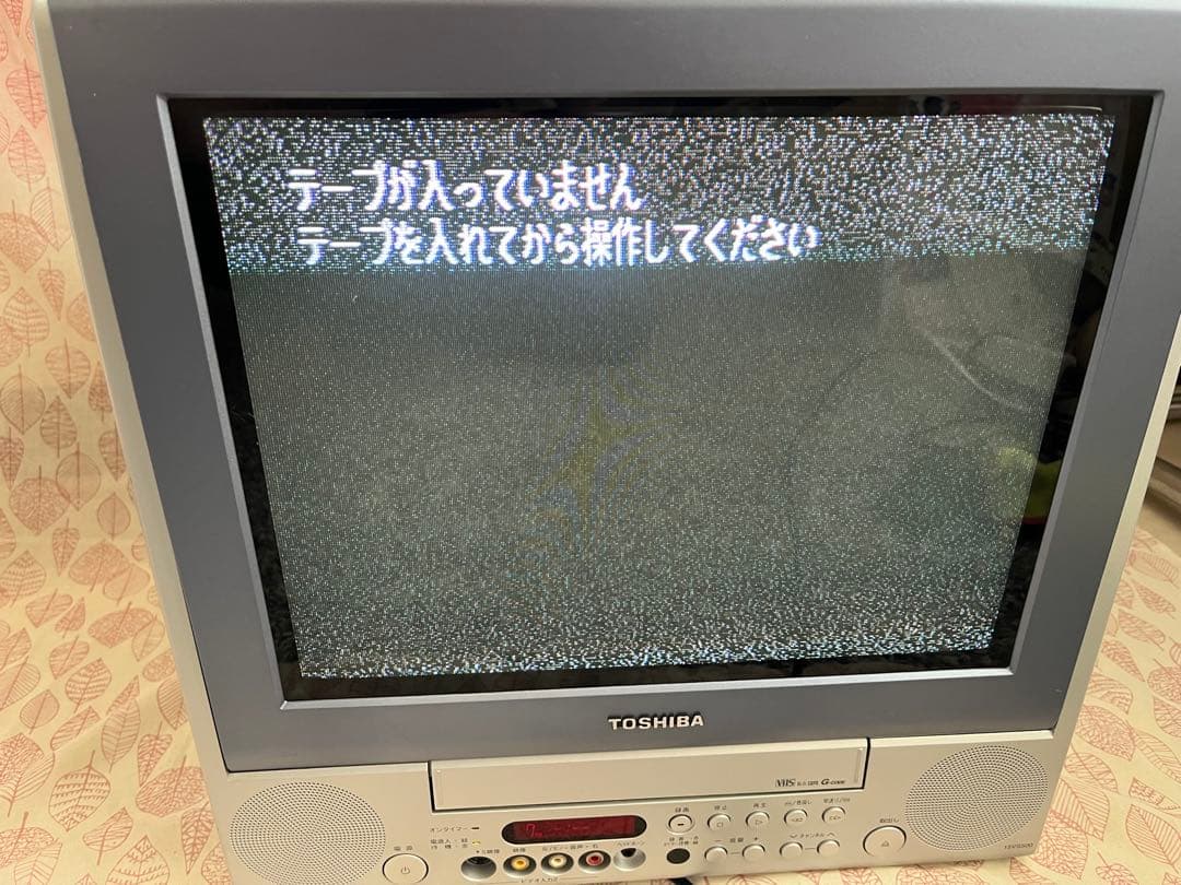 A*a様 TOSHIBA ブラウン管テレビ VHS内蔵 15VS500 動作確認