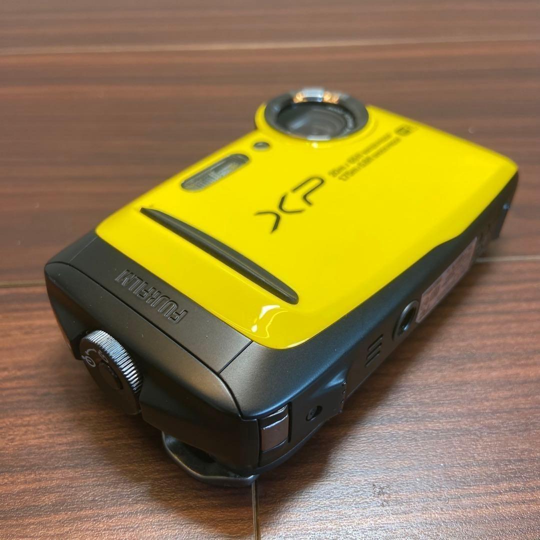 FUJI FILM FinePix XP120 デジカメ ほぼ新品 4277