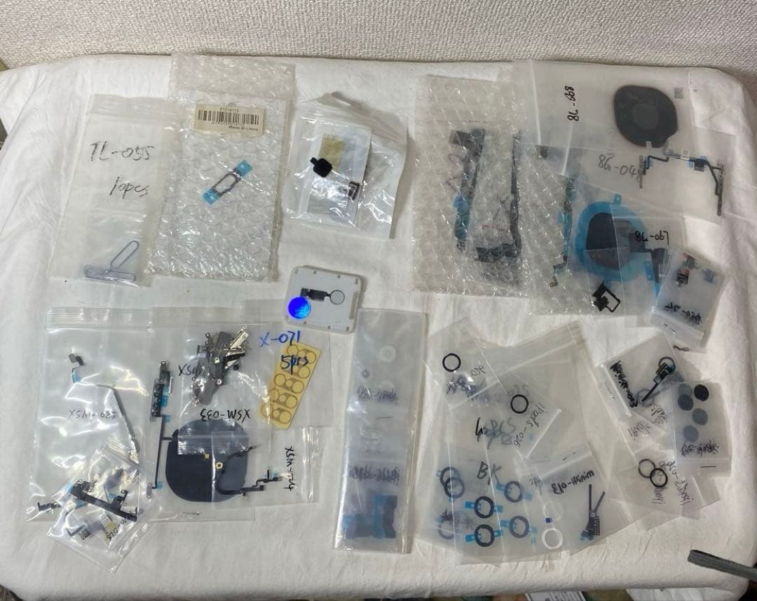iPhone用部品セット 未使用/中古良品部品多数販売店より引上げ品