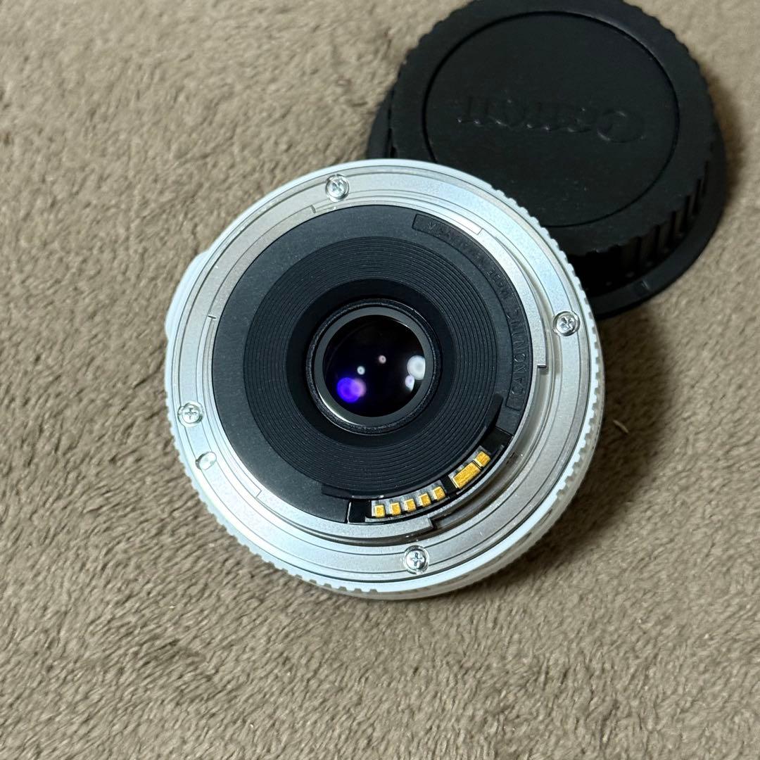 【希少ホワイト】Canon EOS Kiss X7 ホワイト レンズ2本付き