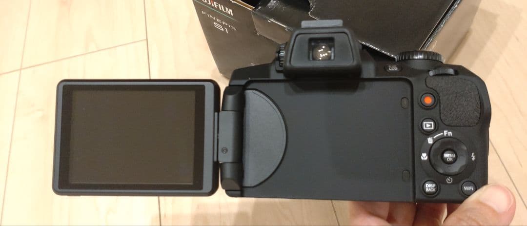 FUJIFILMフジフィルム FinePix S1 デジタルカメラ 元箱説明書付