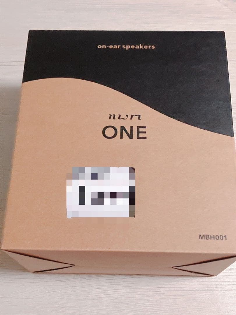 nwm one ワイヤレスヘッドホン　オープンイヤー型