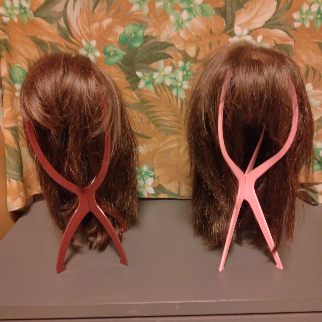 ウィッグ2台　スプレー＆ブラシ＆ネット＆スタンドピンクorブラウンのおまけ付き