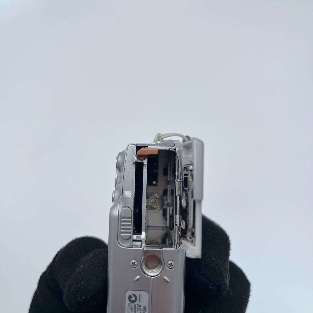 Canon IXYDIGITAL 700 デジカメ キャノン コンデジ