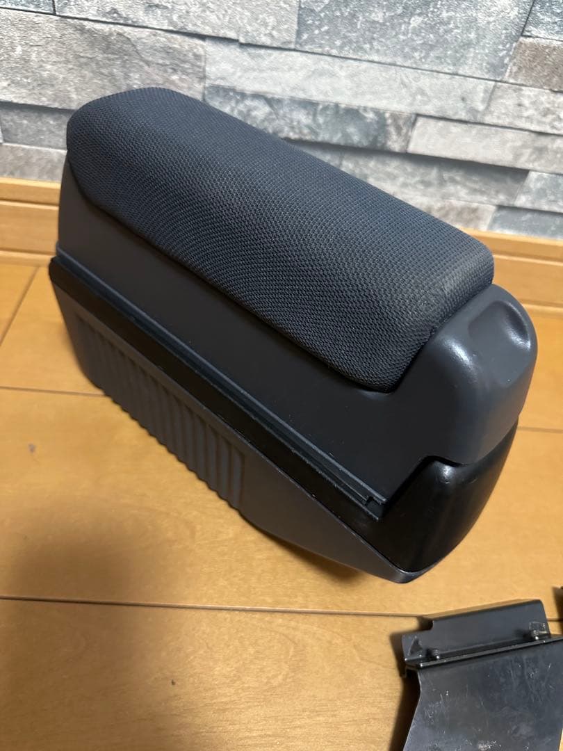 ダイハツDAIHATSU ミラジーノ　L700系 センターコンソールボックス